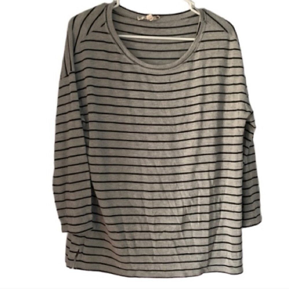 Soft Joie Gray 3/4 Sleeve Striped Top